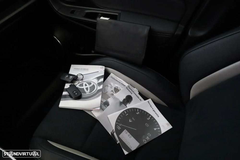 Toyota Yaris 1.5 HSD GR Sport - 44