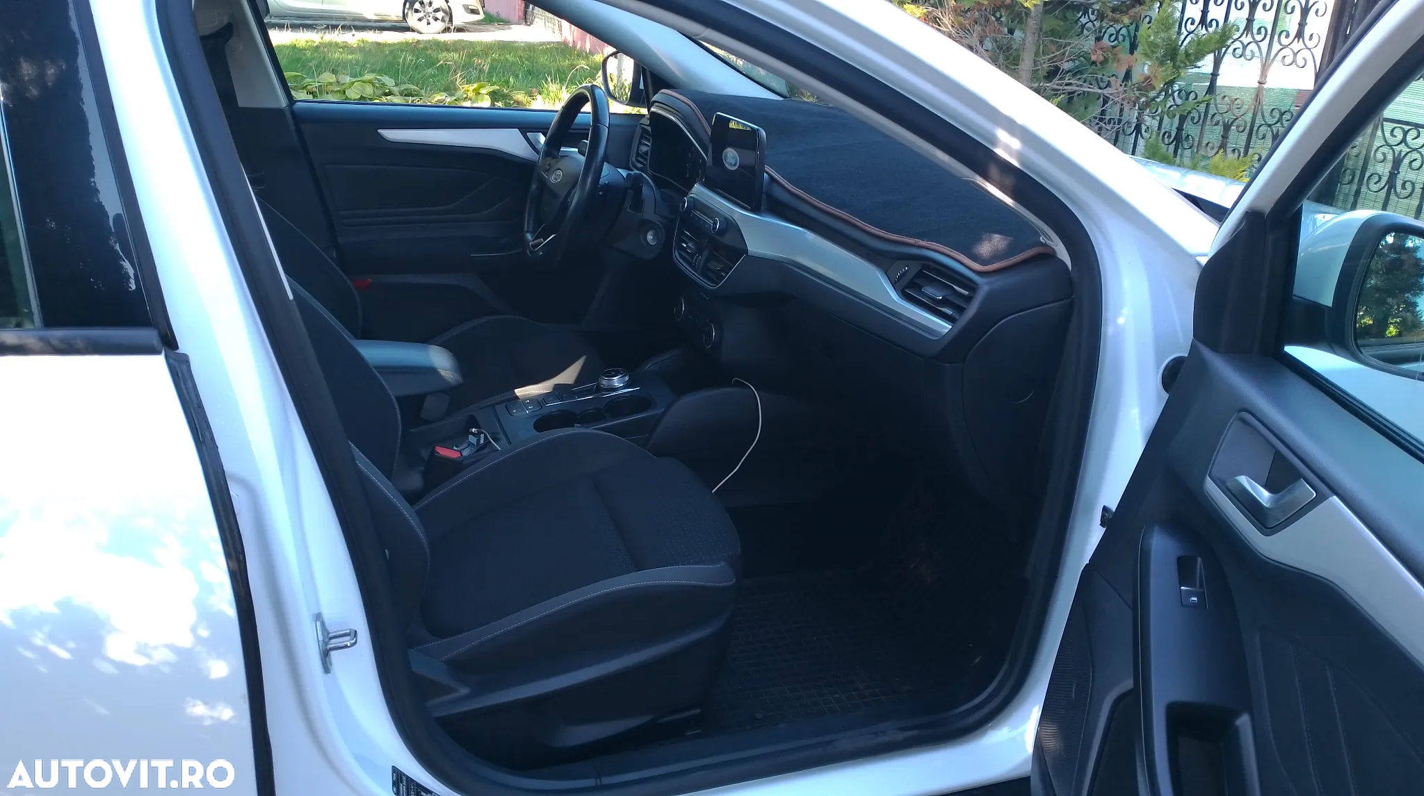Ford Focus 1.0 EcoBoost Trend Edition - 6