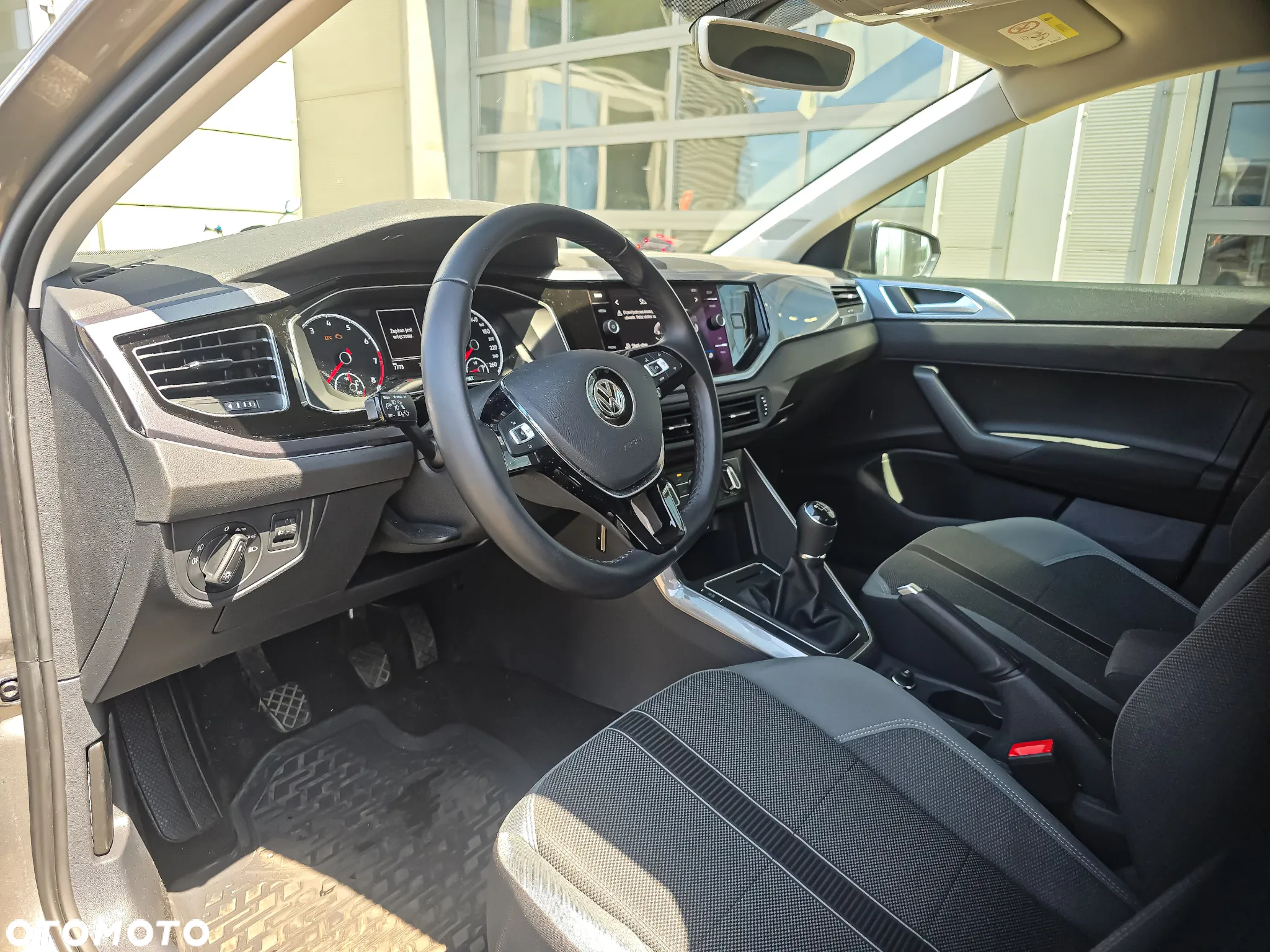 Volkswagen Polo 1.0 TSI Highline - 19