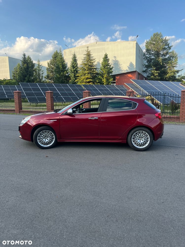 Alfa Romeo Giulietta 2.0 JTDM Distinctive - 5