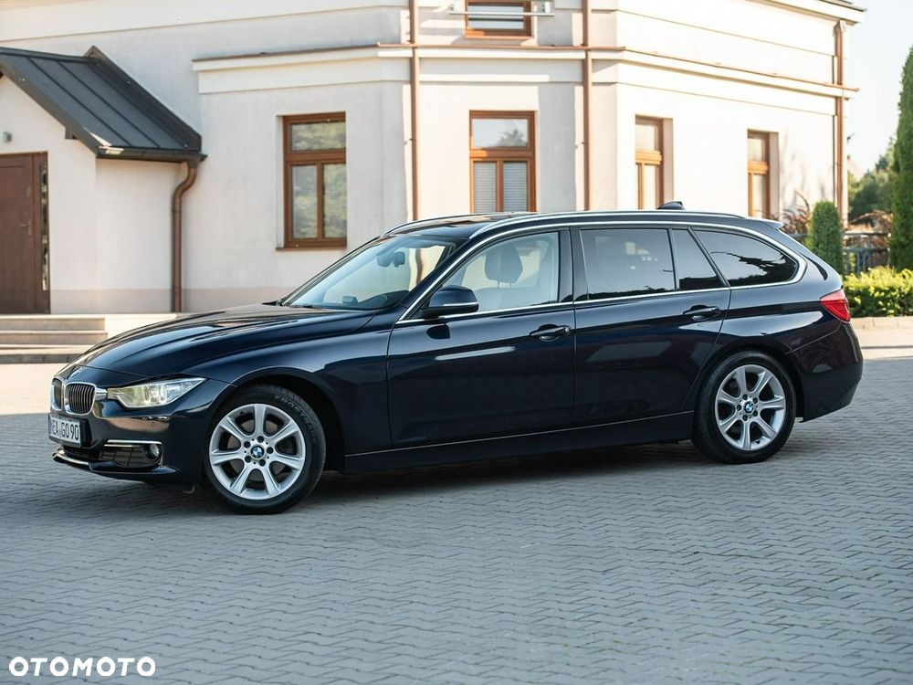 BMW Seria 3 320d xDrive Luxury Line - 12
