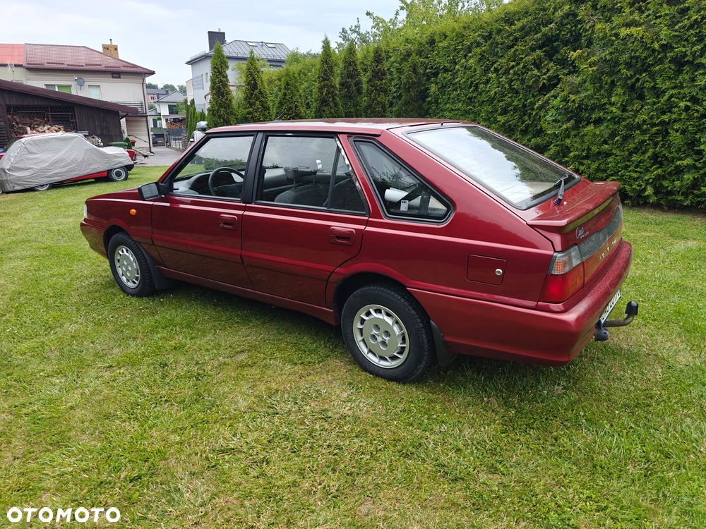 Polonez Caro - 4