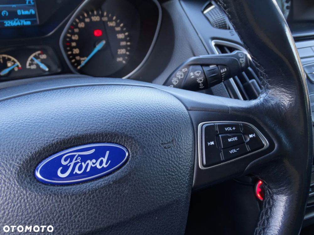 Ford Focus - 34