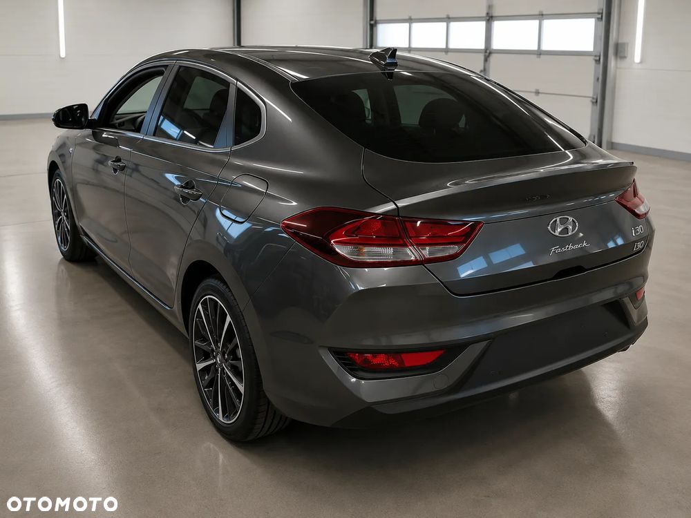 Hyundai i30 1.5 T-GDI 48V Smart DCT - 10