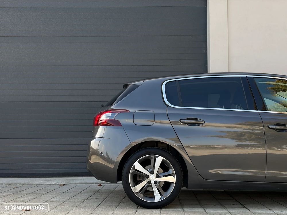 Peugeot 308 PureTech 130 GPF EAT8 Stop & Start Tech Edition - 9