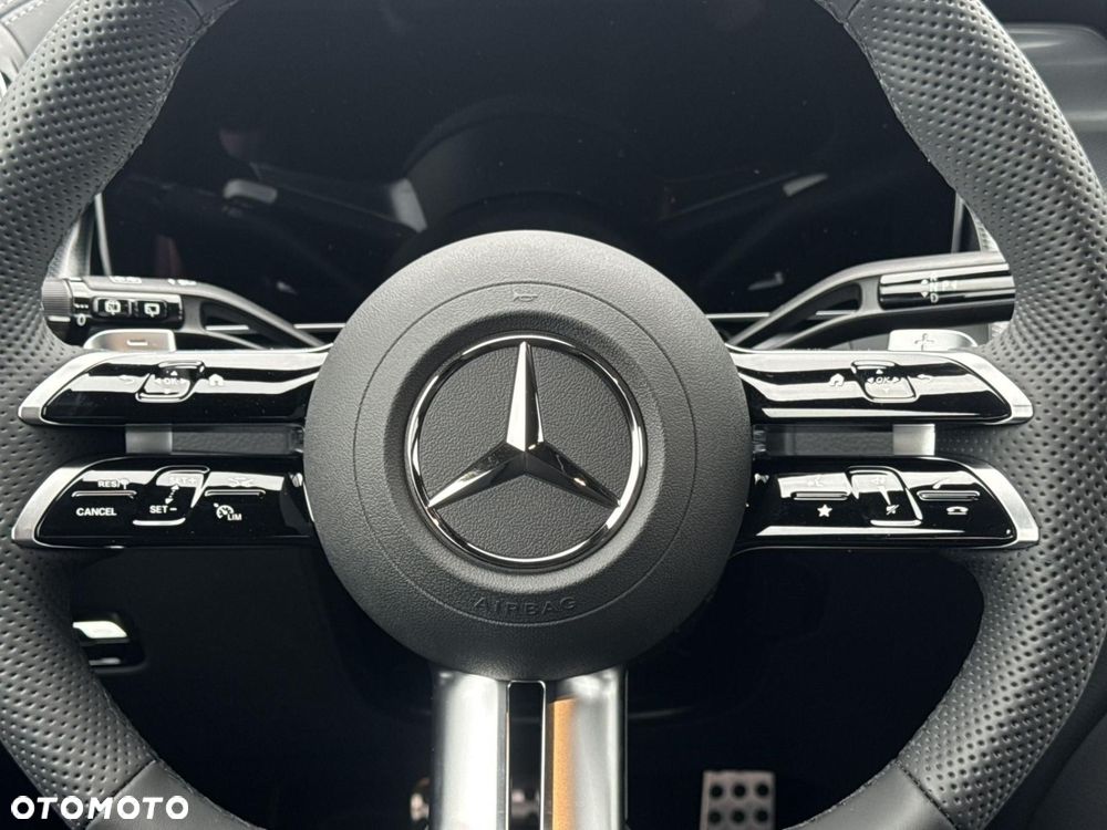 Mercedes-Benz GLC - 14