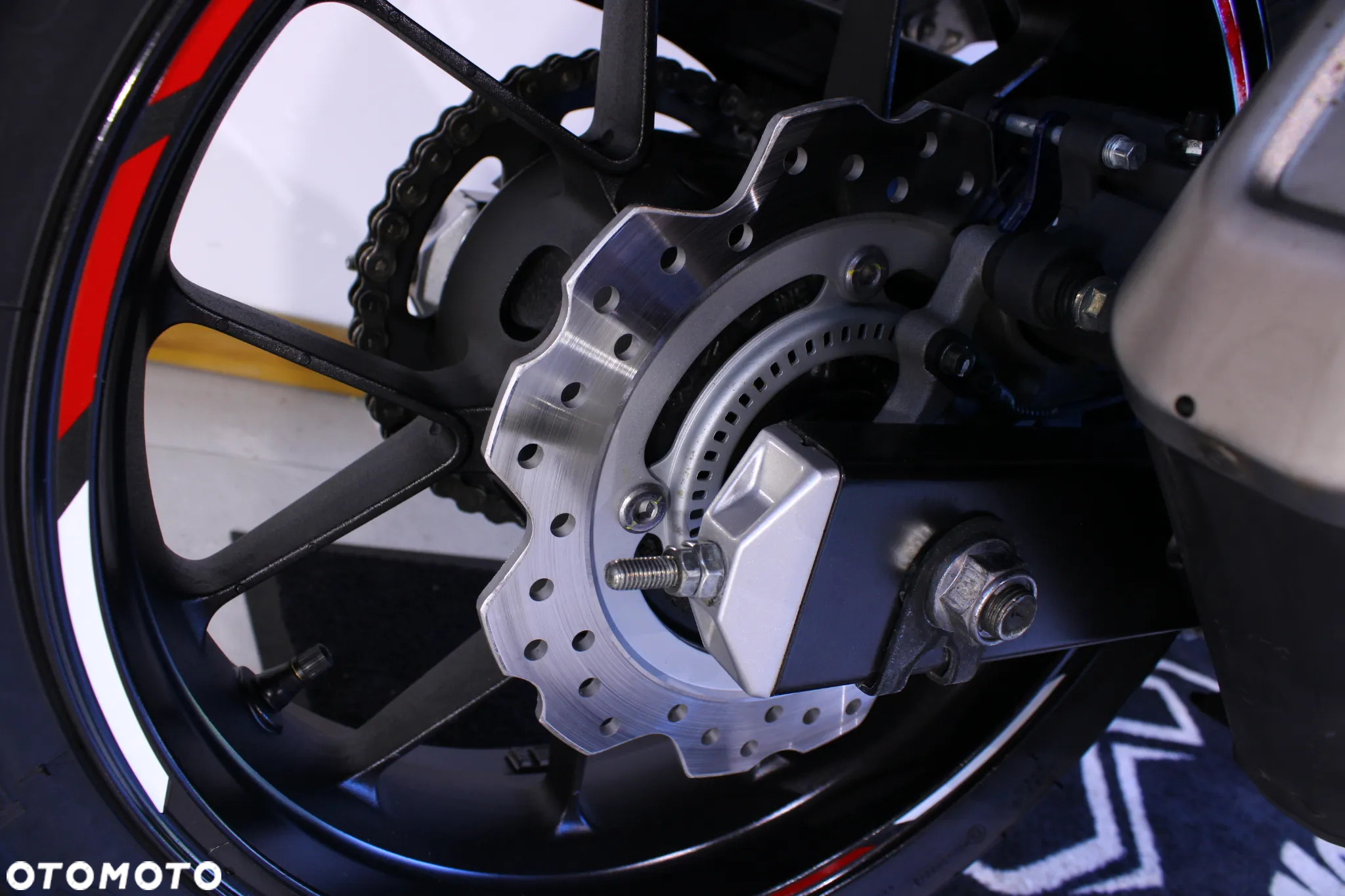 Honda CB - 16