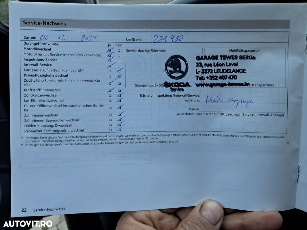 Skoda Octavia Combi 2.0 TDI DPF RS - 14