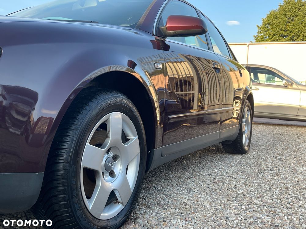 Audi A4 Limousine 1.8T - 13