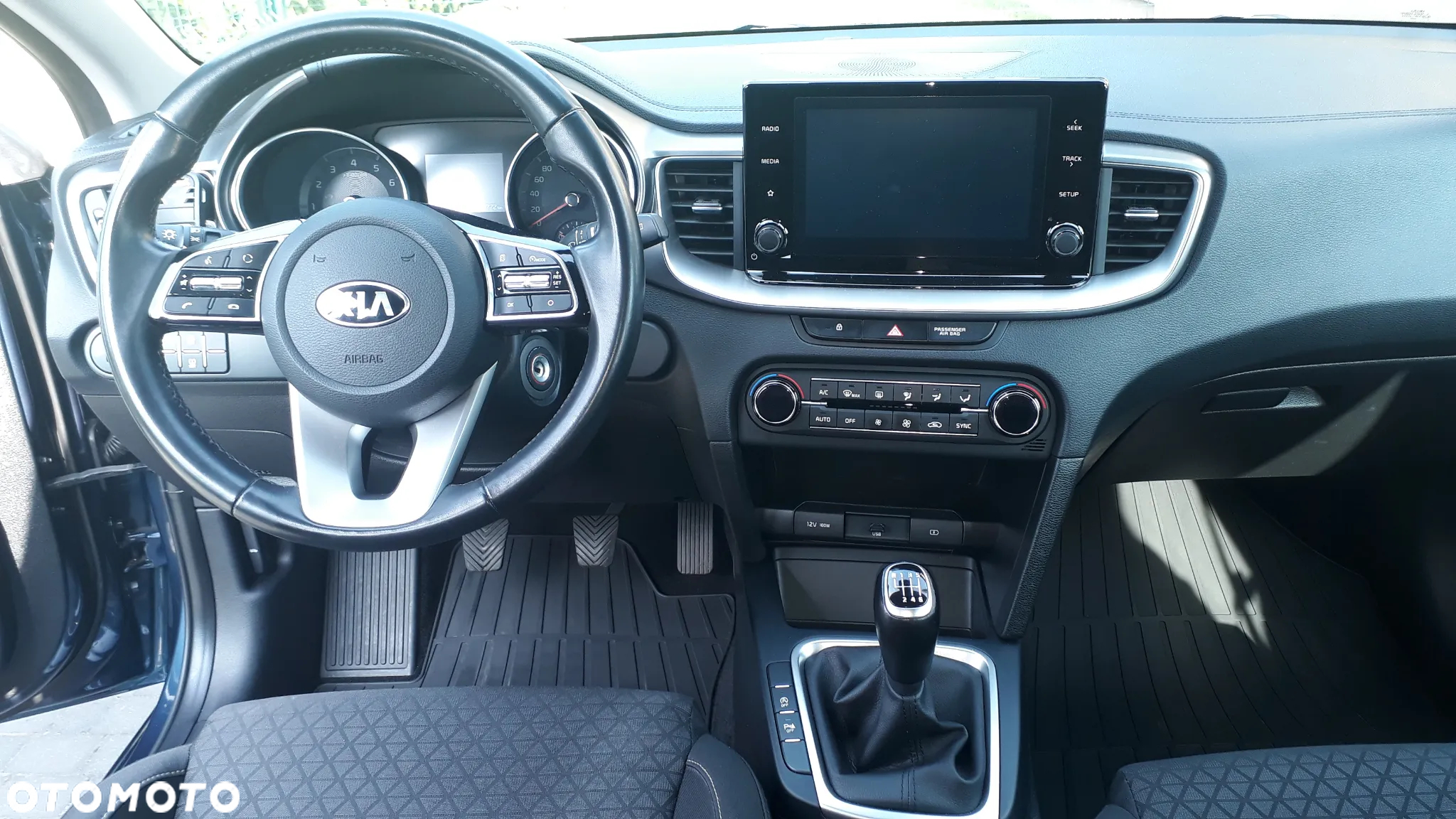 Kia Ceed 1.4 T-GDI M - 23