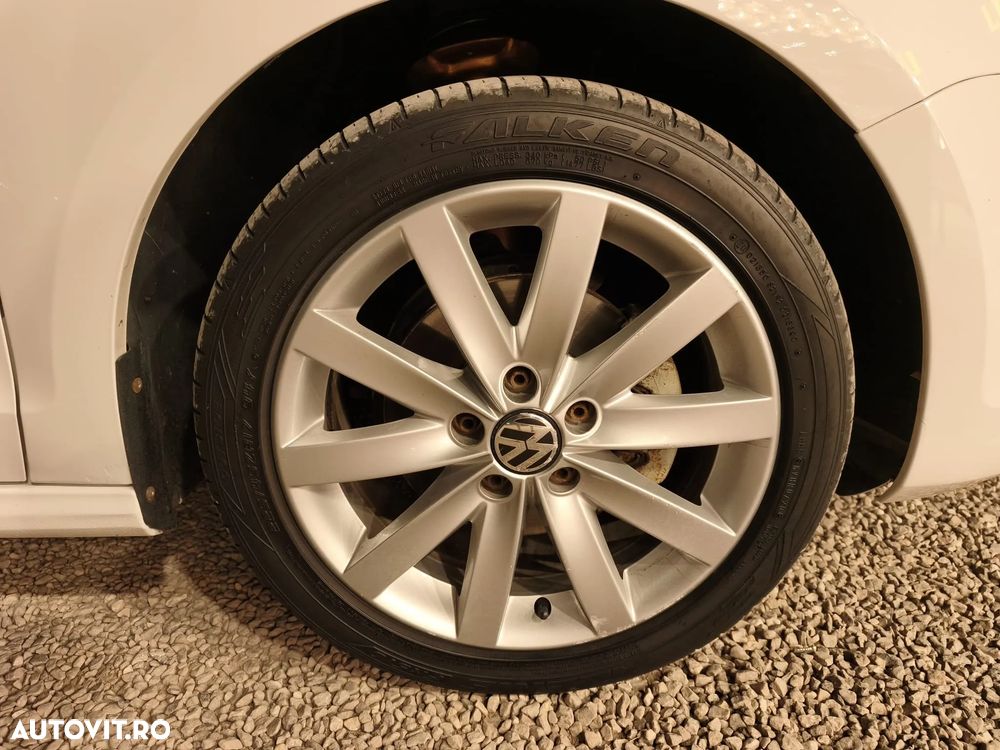 VOLKSWAGEN Jetta 2011 — imagine 13