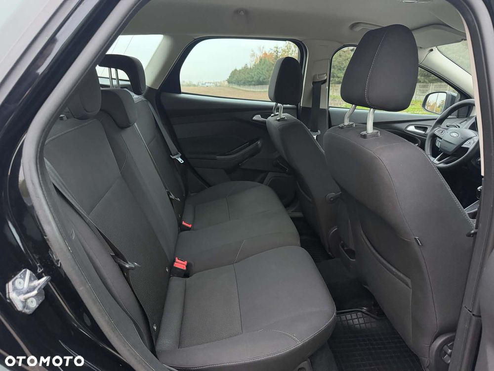 Ford Focus - 18