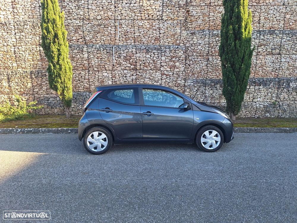 Toyota Aygo 1.0 X-Play+AC+X-Touch - 16