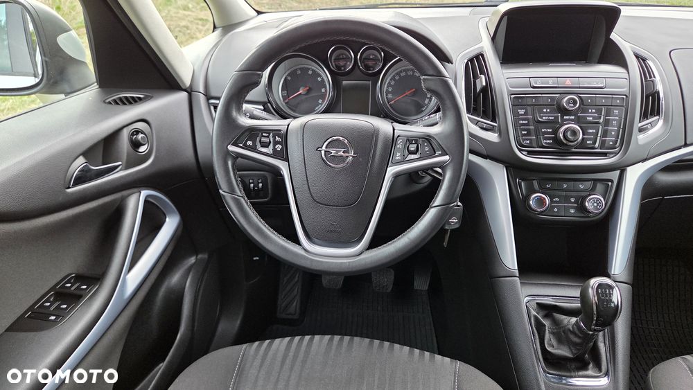 Opel Zafira Tourer 2.0 CDTI Innovation - 19