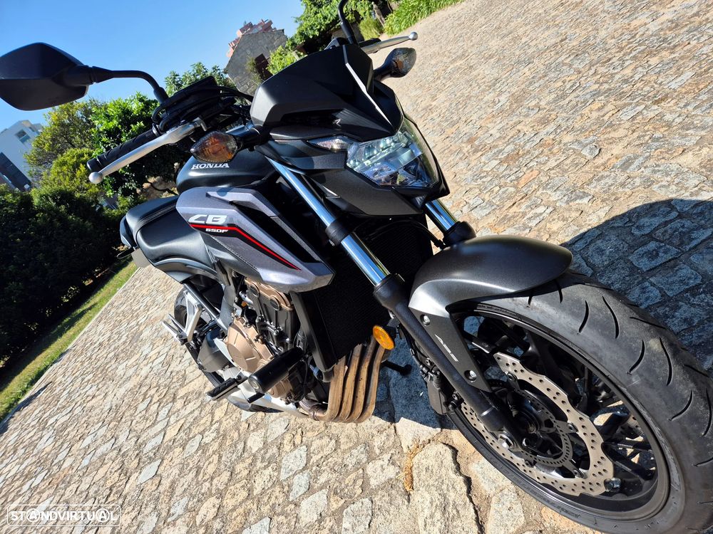 Honda CB 650F - 6