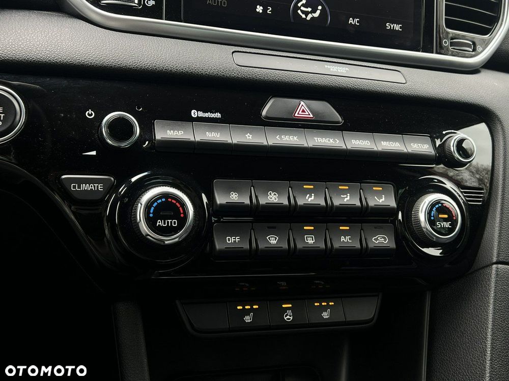 Kia Sportage 1.6 GDI Black Edition 2WD - 28