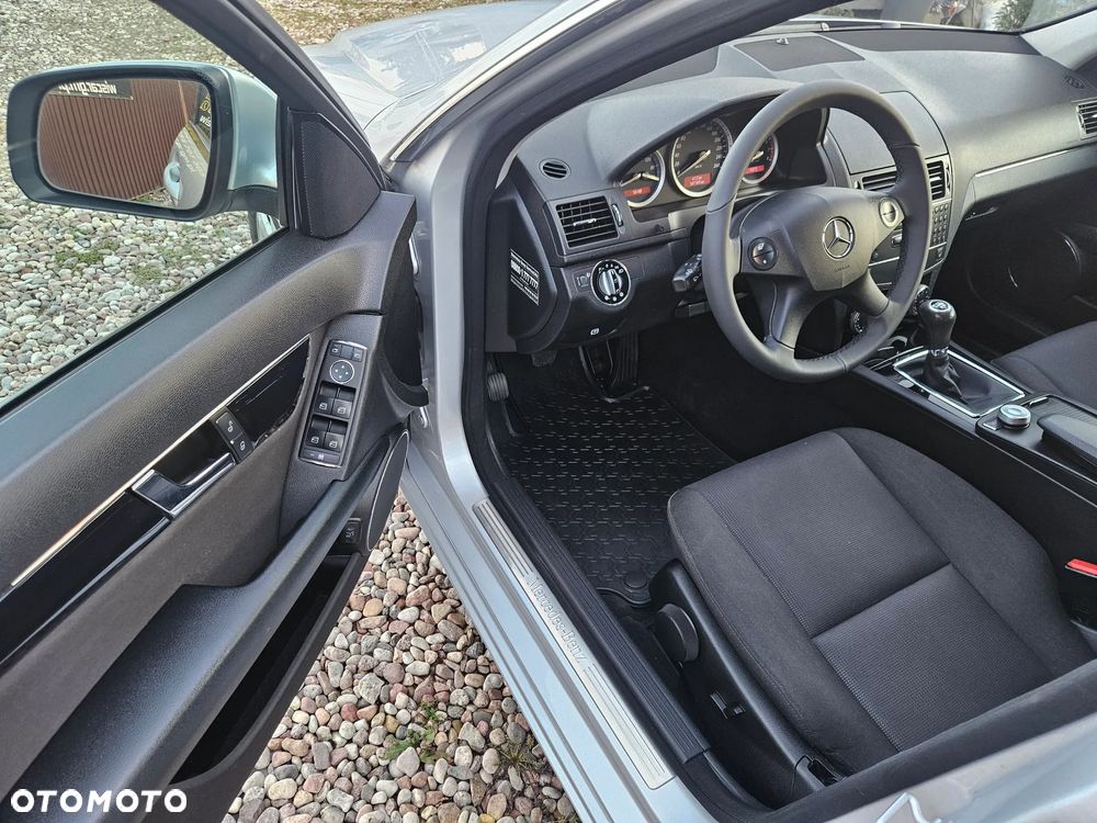 Mercedes-Benz Klasa C 200 Kompressor Elegance - 9