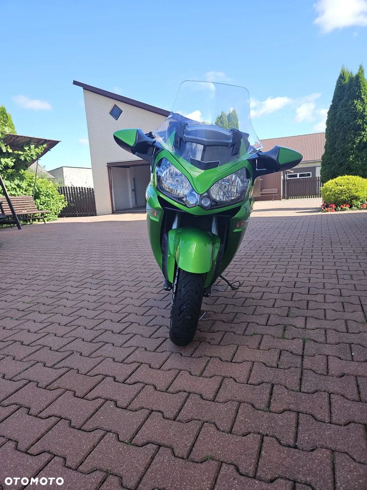 Kawasaki GTR - 1