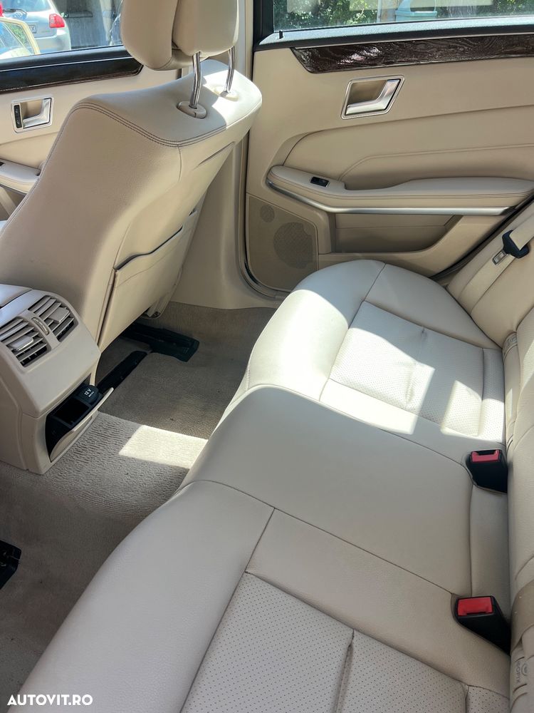 Mercedes-Benz E - 6