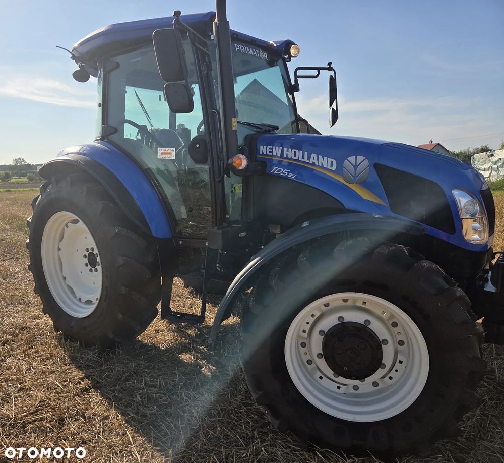 New Holland TD5.85 - 3