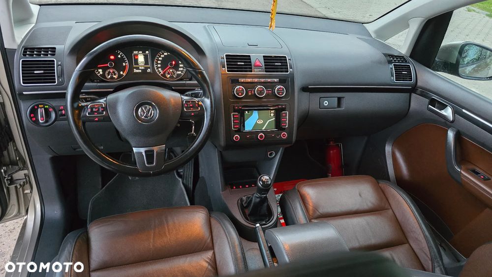 Volkswagen Touran 1.6 TDI DPF Highline - 9