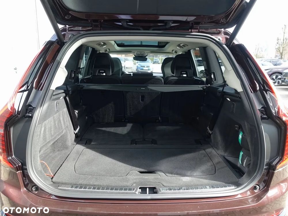 Volvo XC 90 T8 AWD Plus Dark - 10