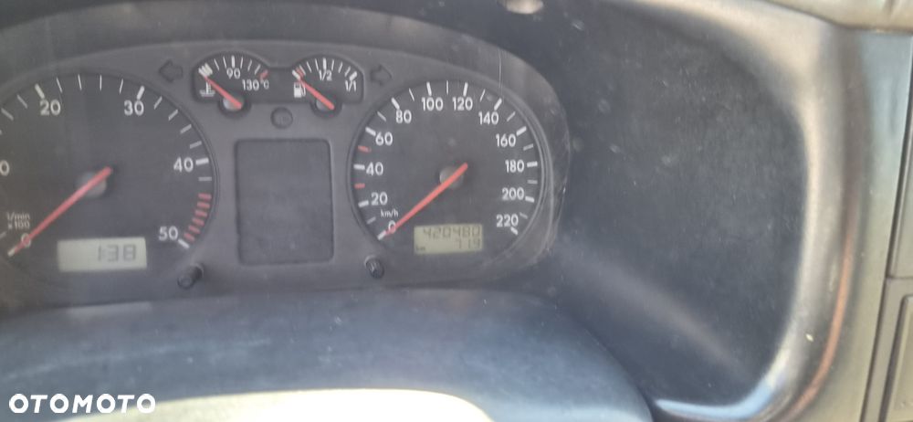 Volkswagen Multivan - 4