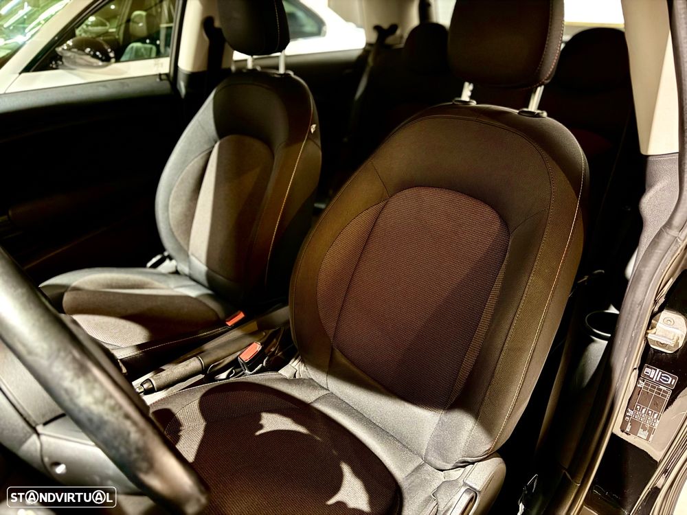 MINI 3 Portas Cooper D - 6