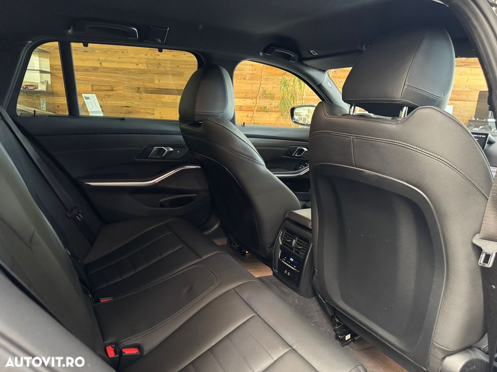 BMW Seria 3 320d xDrive Aut. Edition Luxury Line Purity - 12