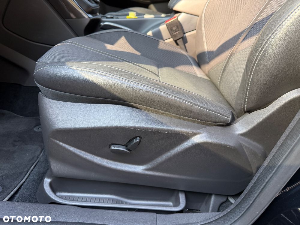 Ford Grand C-MAX - 14