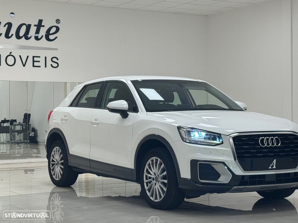 Audi Q2 30 TDI Design S tronic - 6