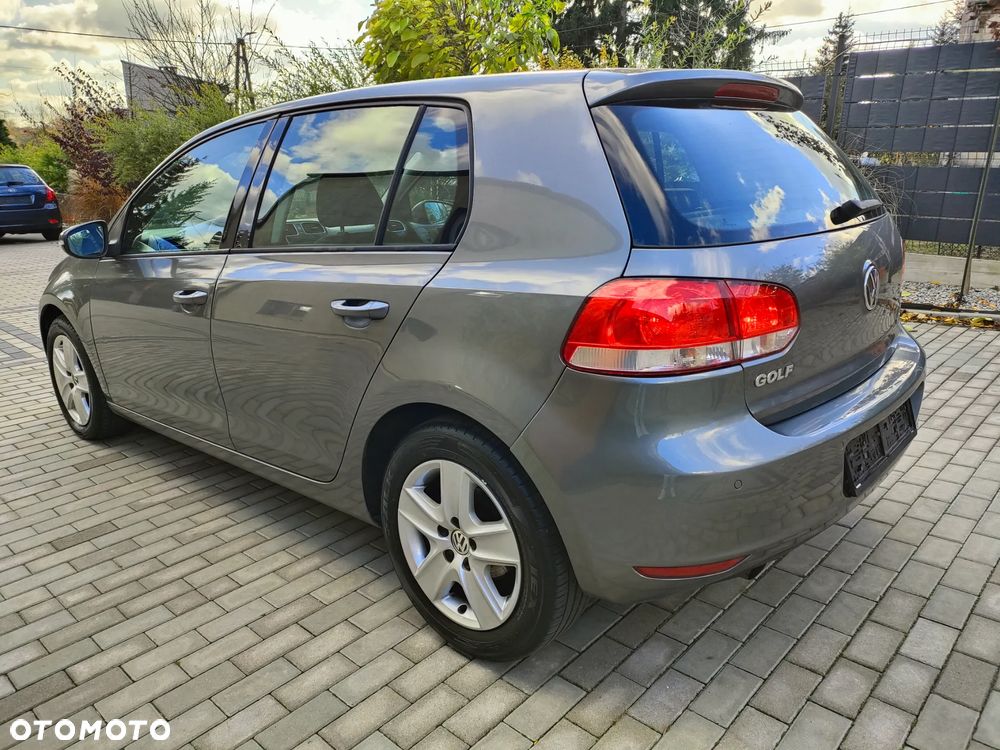 Volkswagen Golf ver-1-6-tdi-scr-comfortline - 4