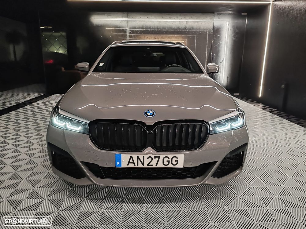 BMW 520 e Pack M - 3