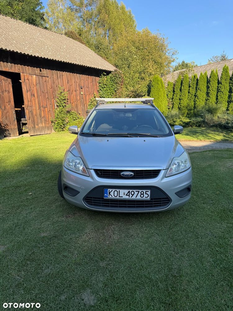 Ford Focus 1.6 Ambiente - 4
