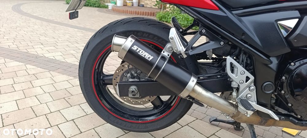 Suzuki Bandit - 25