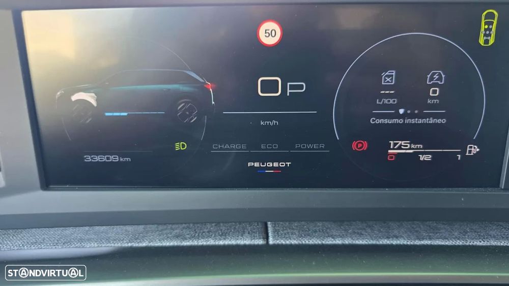 Peugeot 5008 Hybrid 136 e-DSC6 Allure - 22