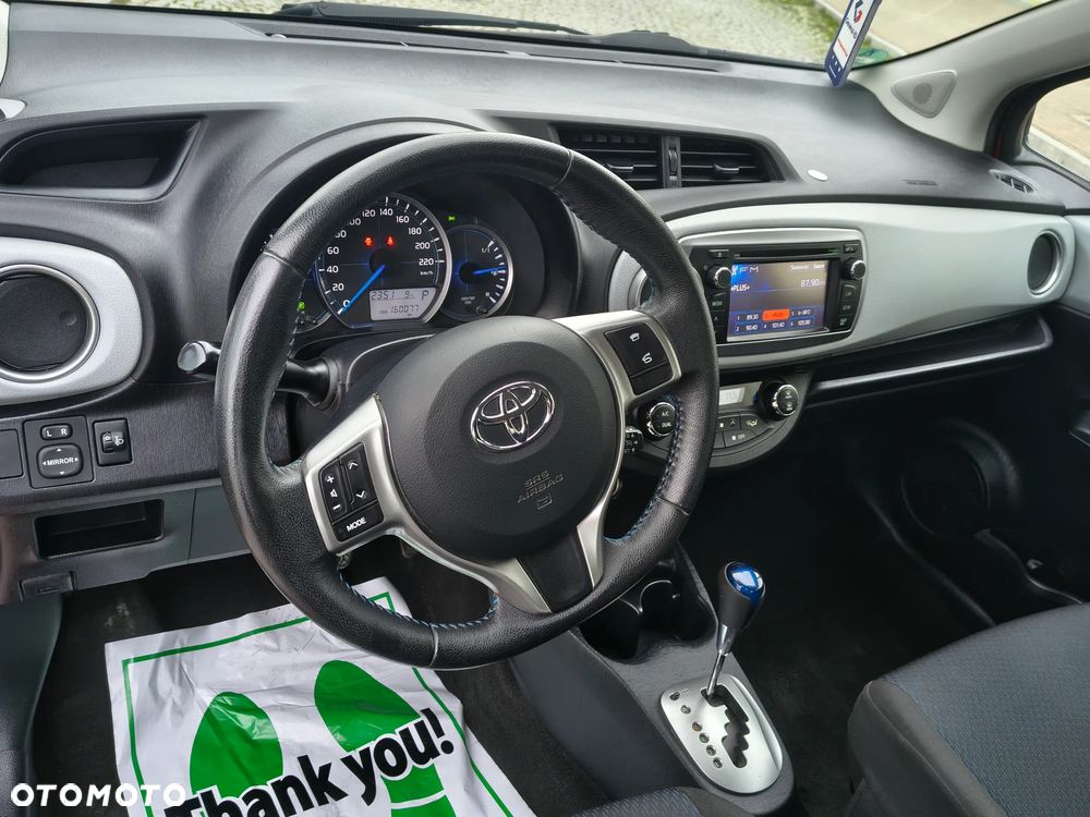 Toyota Yaris 1.5 VVT-i Life - 17