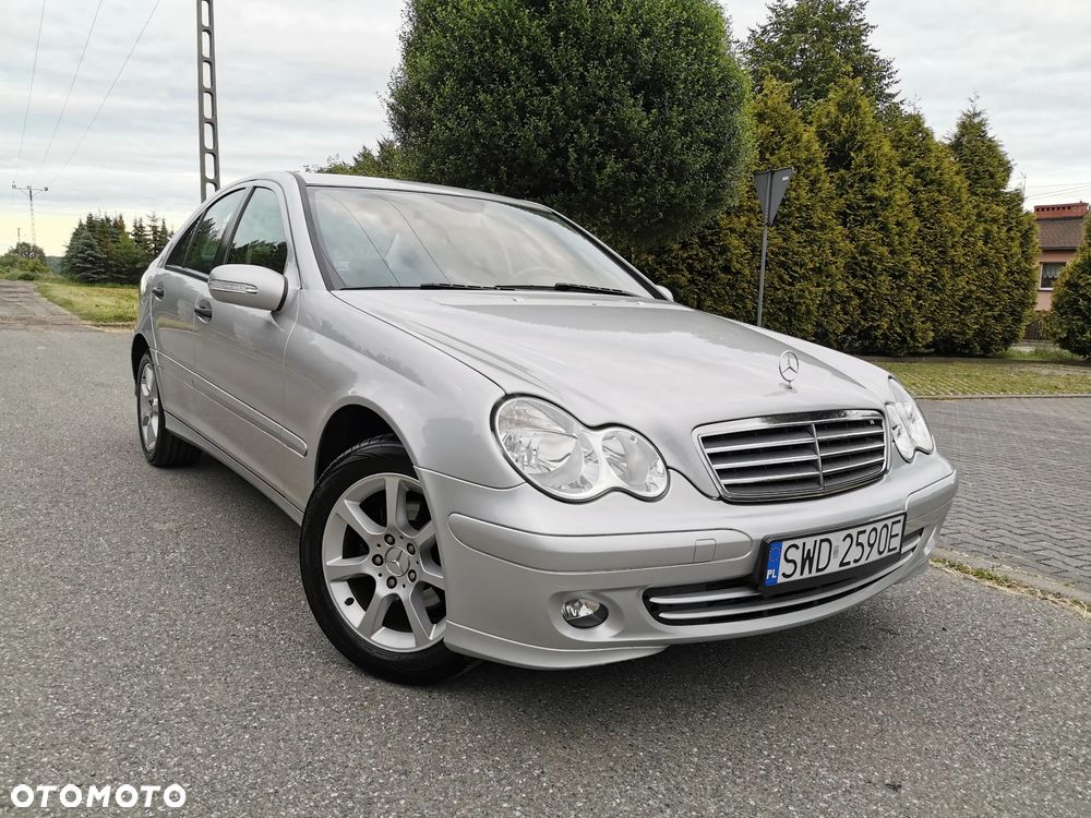 Mercedes-Benz Klasa C 180 Kompressor Automatik Classic - 2