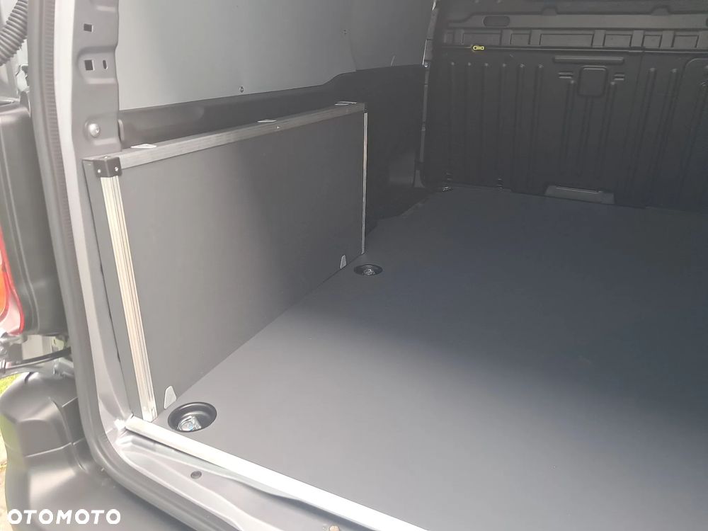 Toyota Proace city - 15