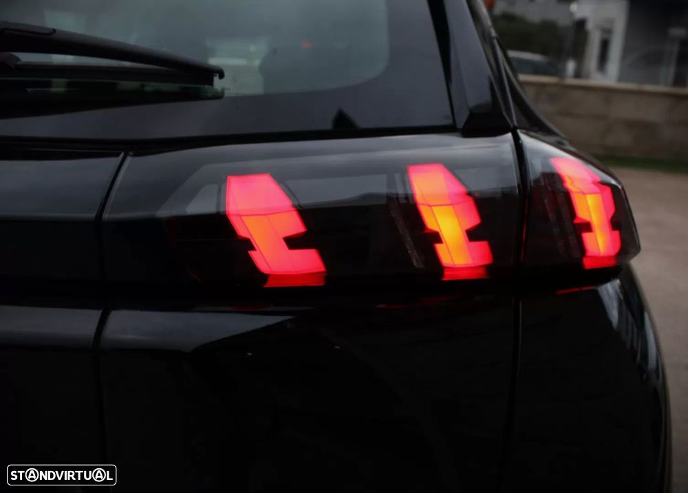 Peugeot e-2008 50 kWh Active - 29