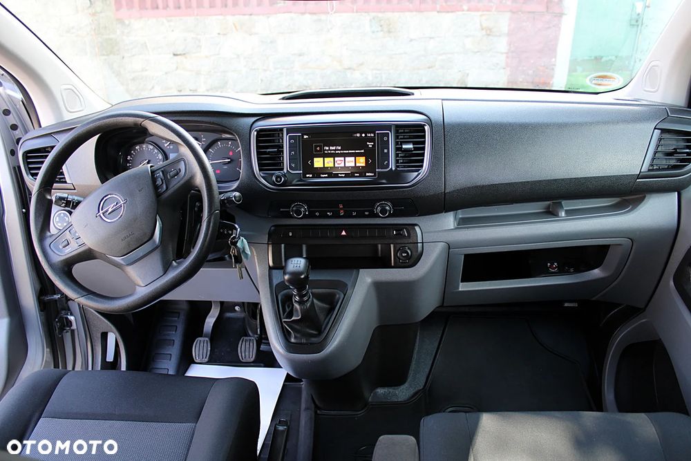Opel Vivaro - 13