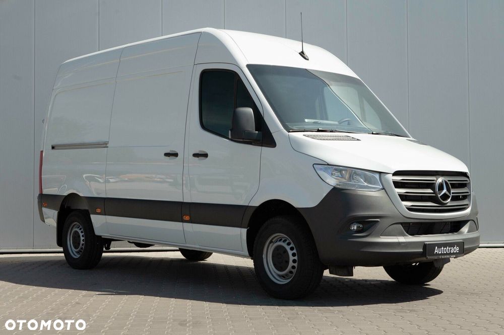 Mercedes-Benz Sprinter - 3