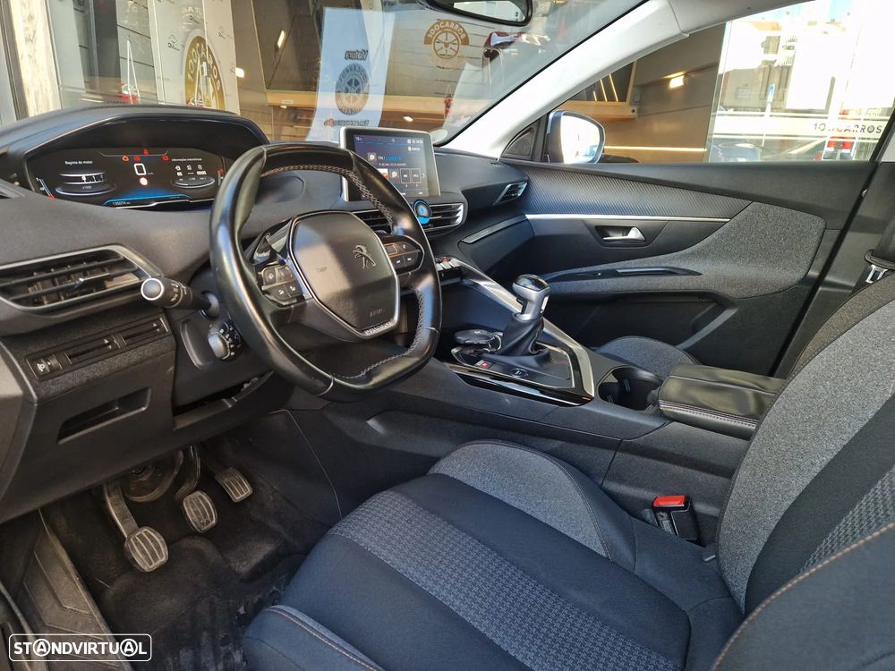 Peugeot 3008 1.5 BlueHDi Active - 11