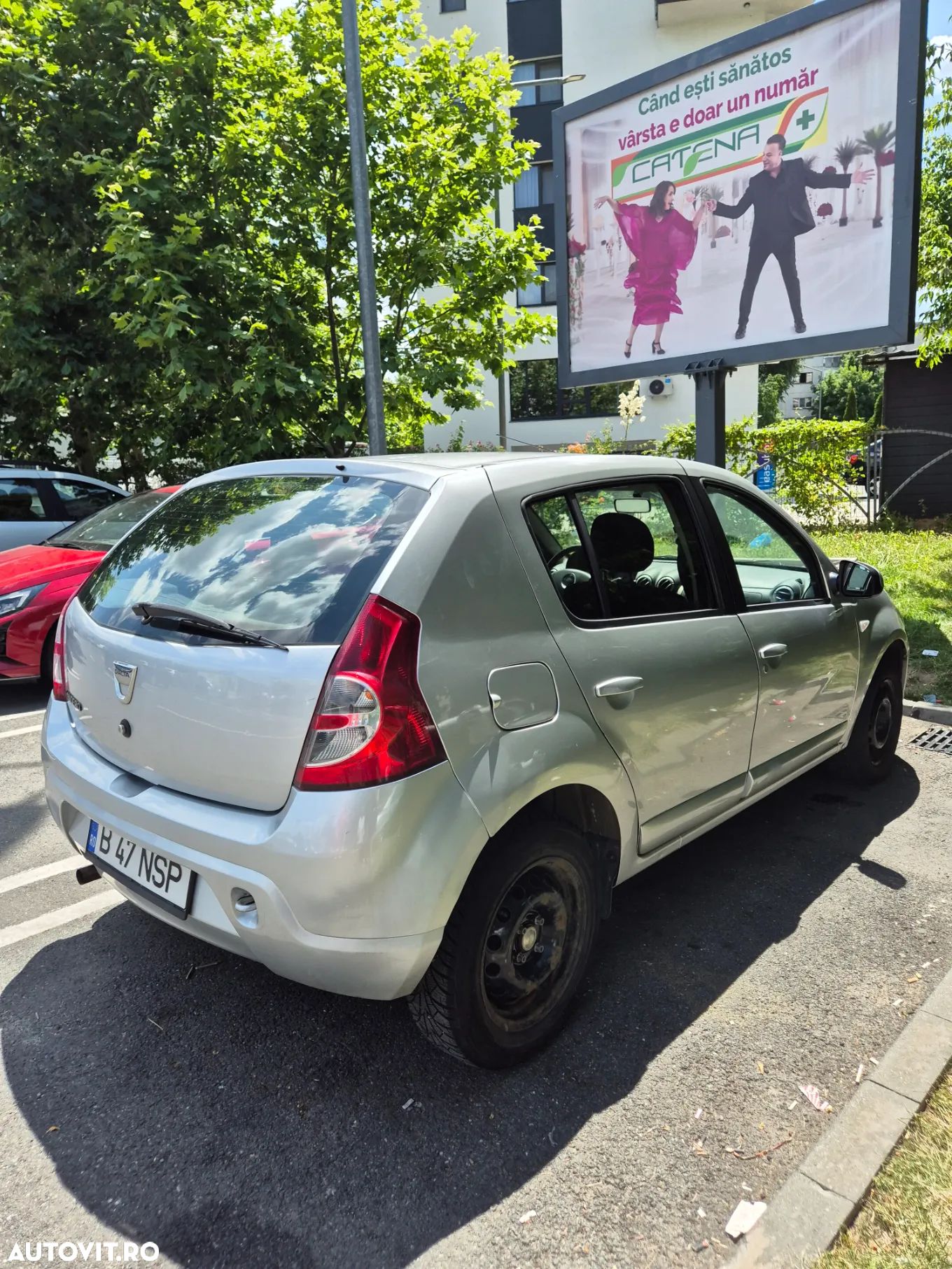 Dacia Sandero 1.6 MPI Laureate - 1