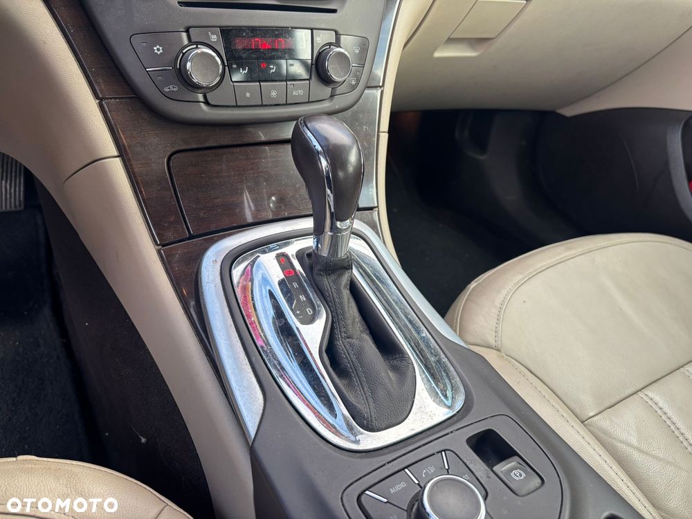 Opel Insignia 2.8 T V6 Sport 4x4 - 11