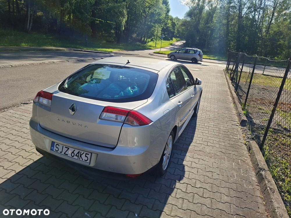 Renault Laguna 2.0 dCi Initiale - 5