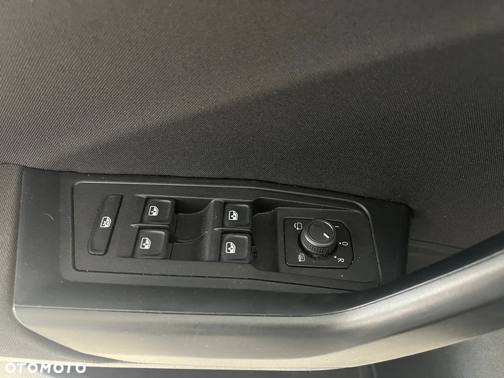 Volkswagen T-Roc 1.5 TSI Life DSG - 18