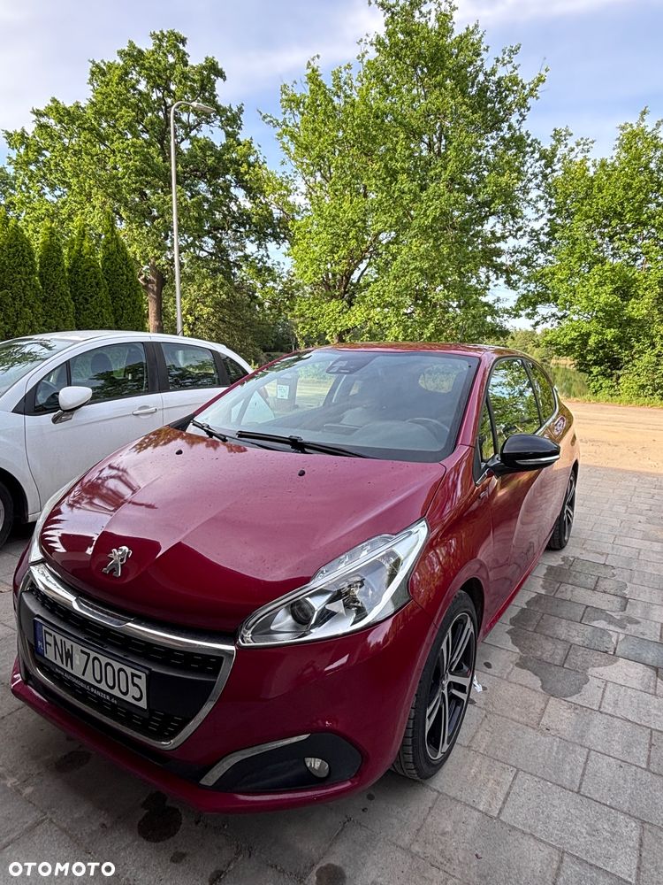 Peugeot 208 - 2