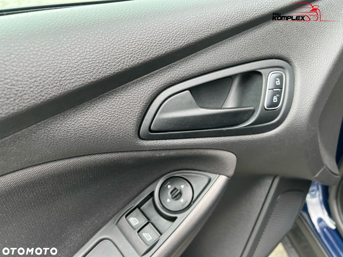 Ford Focus - 10