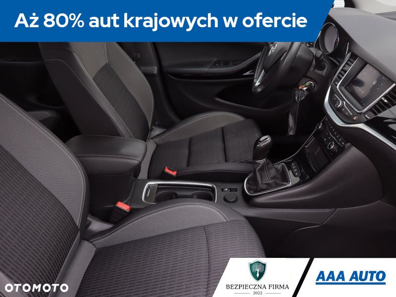 Opel Astra - 10
